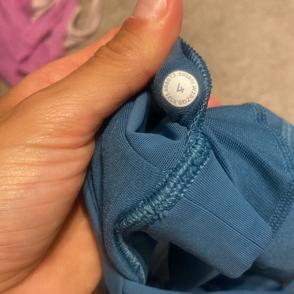 Lululemon bra - Picture 3 of 3